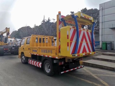 增城防撞緩沖車出租 高效保障道路施工安全